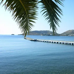 Hotel Club Village